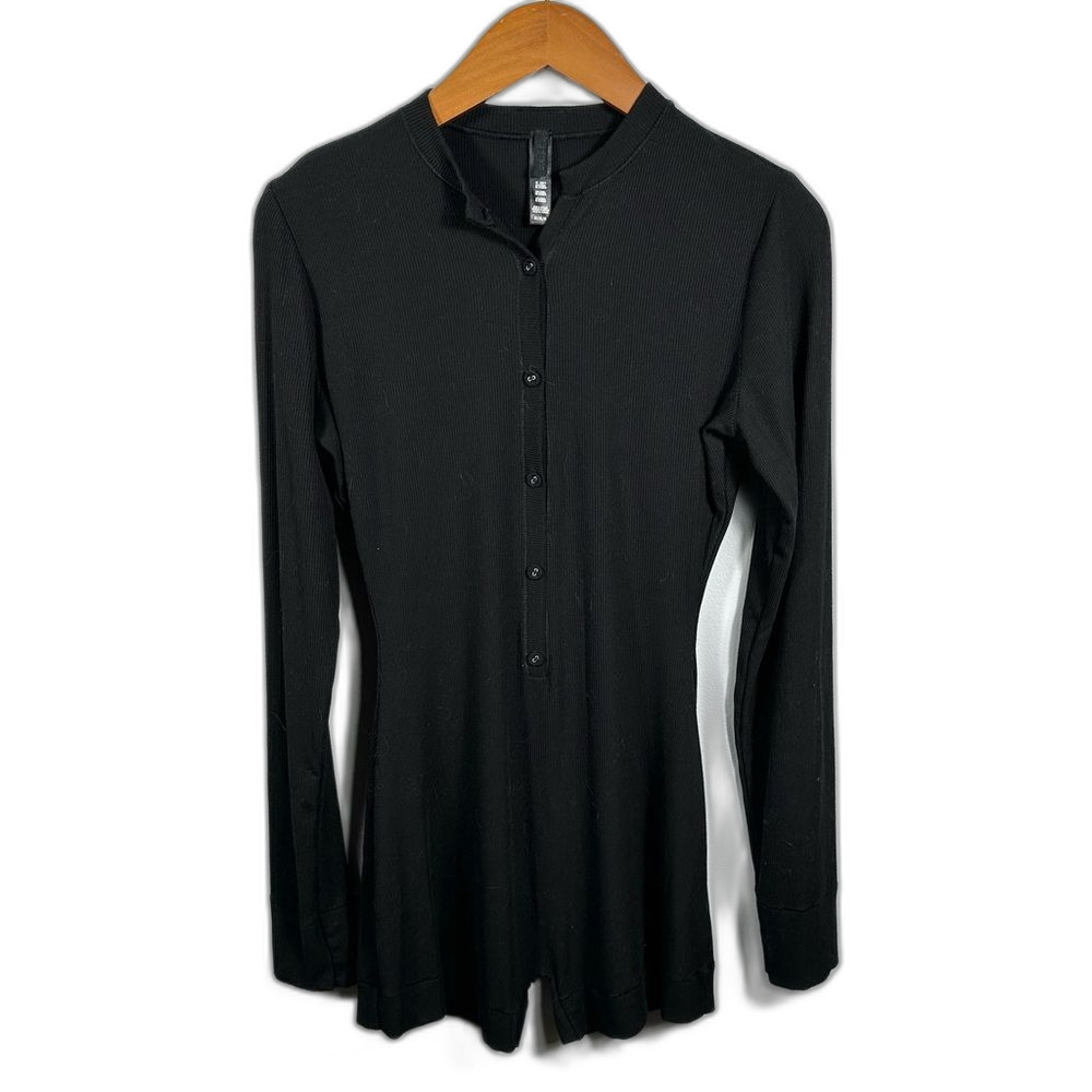SKIMS Black Soft Lounge Button Up Henley Ribbed Sleep Romper Size Medium Casual - Picture 2 of 16